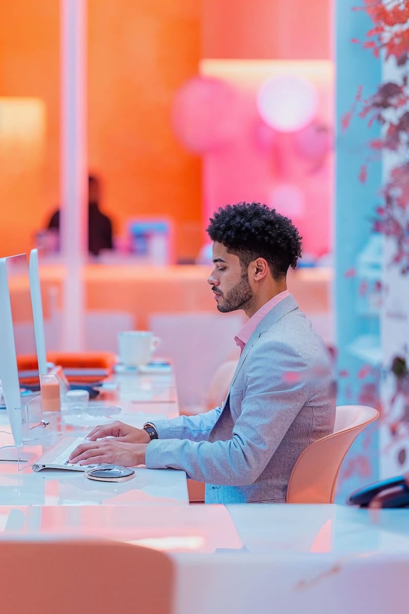 October 2025 Business Trends: AI Workforce Impact and the Flexibility Crisis